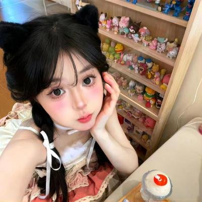 红色尾翼